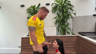 [Shreds And, Her Ass Torn, Ends] Rough Anal Horny Delivery Girl Ends Up With Her Ass Torn To Shreds And Dripping With Cum From A French Guy S Huge